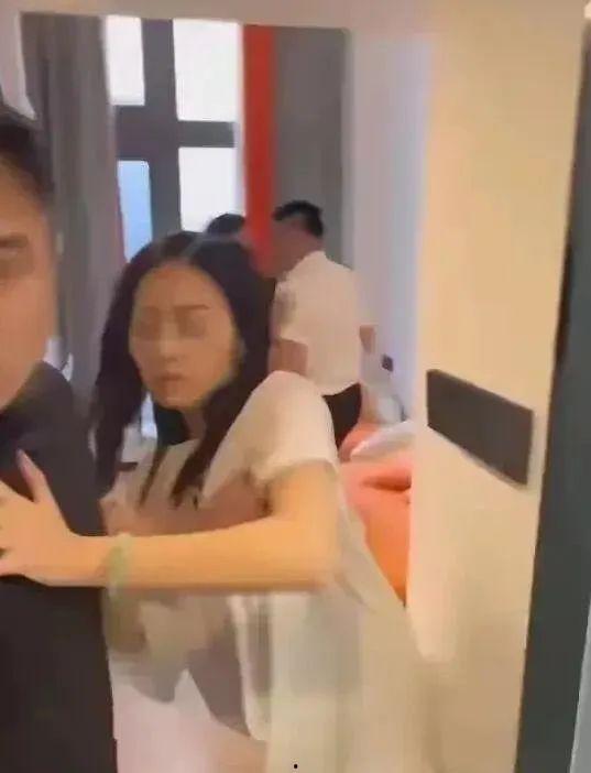 妻子出轨爆料视频,妻子背叛婚姻，视频揭露惊人事实  第2张